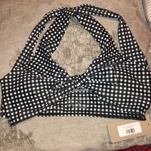 Albion Fit black check top knot